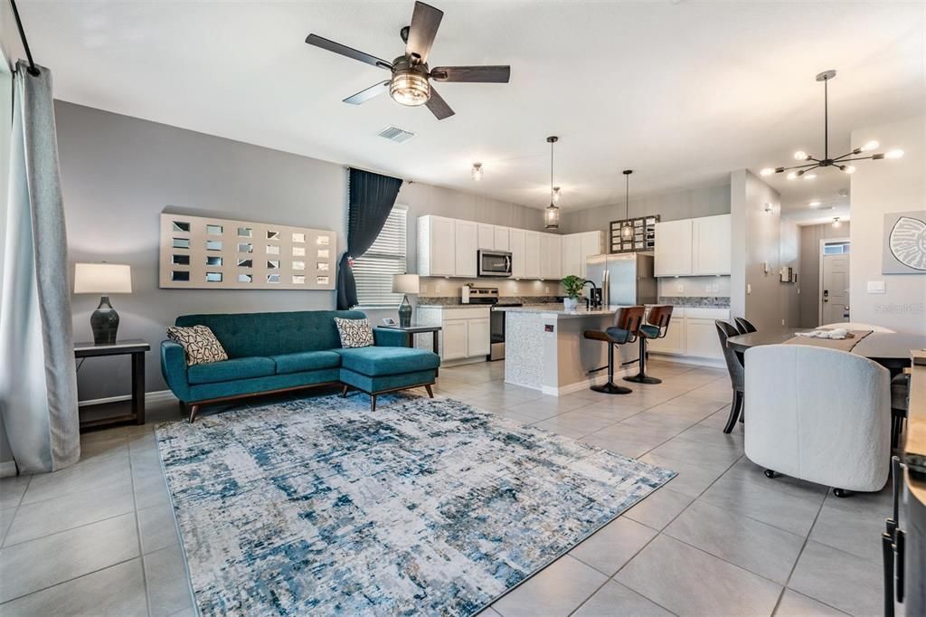 For Rent: $2,100 (3 beds, 2 baths, 1758 Square Feet)