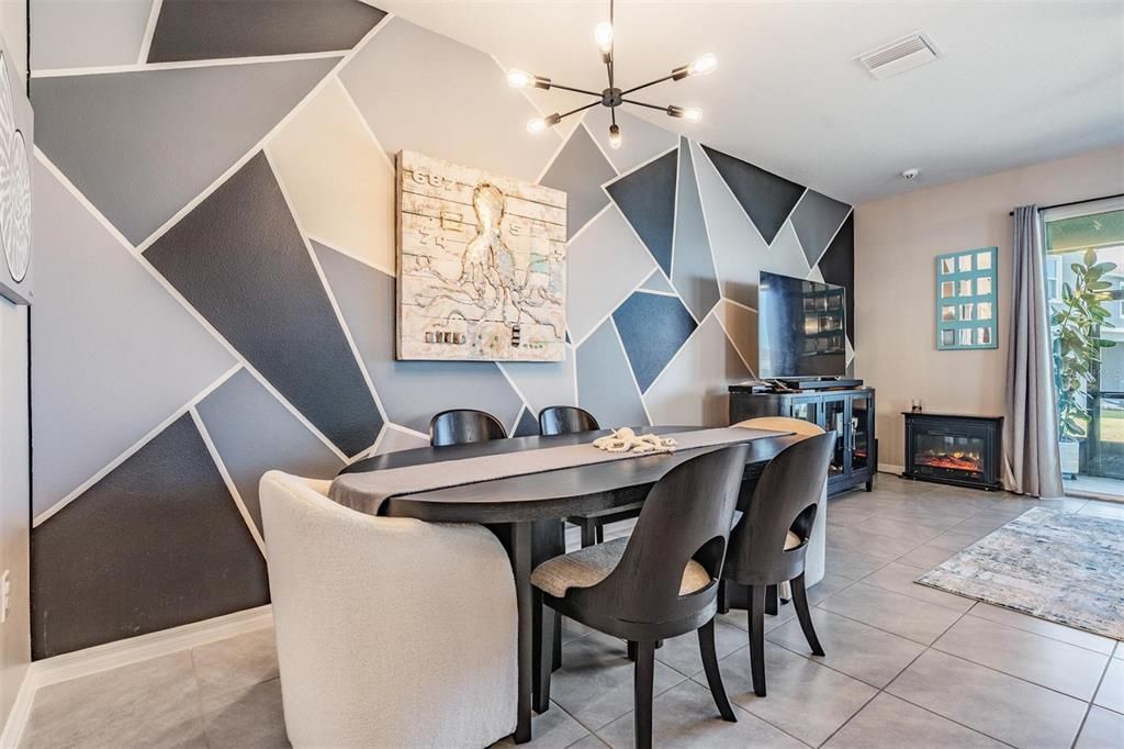 For Rent: $2,100 (3 beds, 2 baths, 1758 Square Feet)