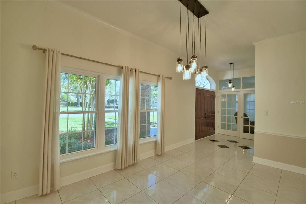 Active With Contract: $525,000 (4 beds, 2 baths, 2285 Square Feet)