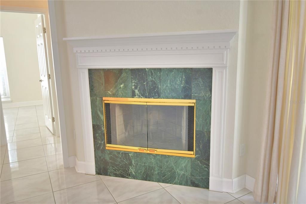 Active With Contract: $525,000 (4 beds, 2 baths, 2285 Square Feet)