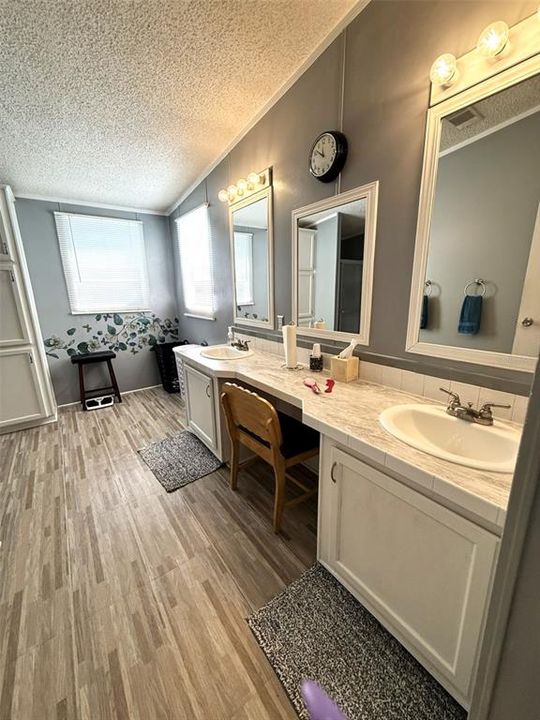 For Sale: $295,000 (3 beds, 2 baths, 1960 Square Feet)