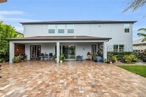 出租: $4,999 (5 贝兹, 4 浴室, 4260 平方英尺)