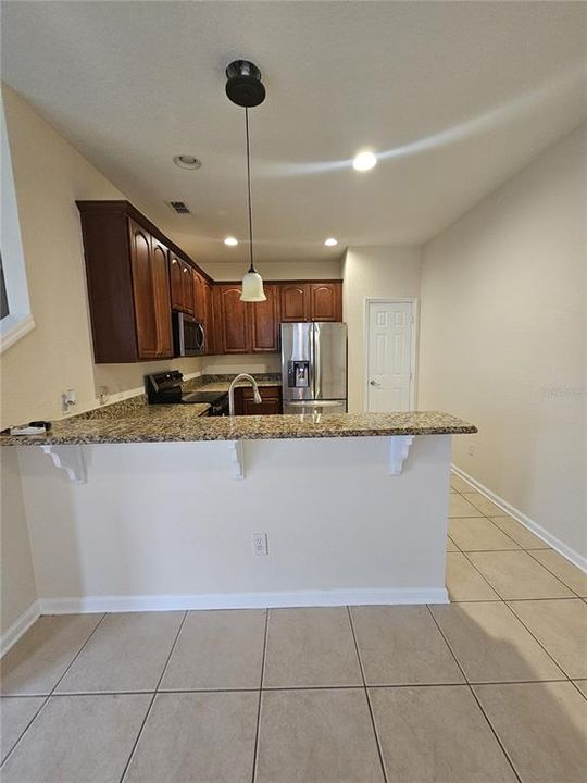 En Renta: $2,550 (3 camas, 3 baños, 2059 Pies cuadrados)