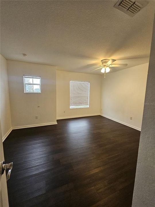 En Renta: $2,550 (3 camas, 3 baños, 2059 Pies cuadrados)