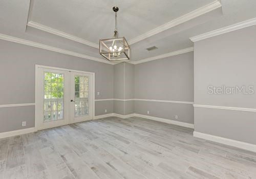 For Rent: $6,995 (5 beds, 3 baths, 5704 Square Feet)