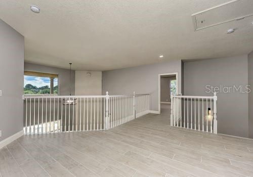 For Rent: $6,995 (5 beds, 3 baths, 5704 Square Feet)