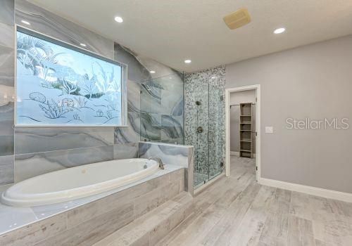 For Rent: $6,995 (5 beds, 3 baths, 5704 Square Feet)