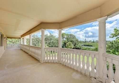 For Rent: $6,995 (5 beds, 3 baths, 5704 Square Feet)