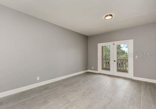 For Rent: $6,995 (5 beds, 3 baths, 5704 Square Feet)