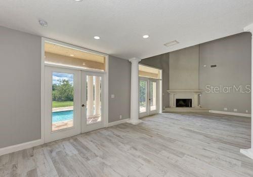 For Rent: $6,995 (5 beds, 3 baths, 5704 Square Feet)