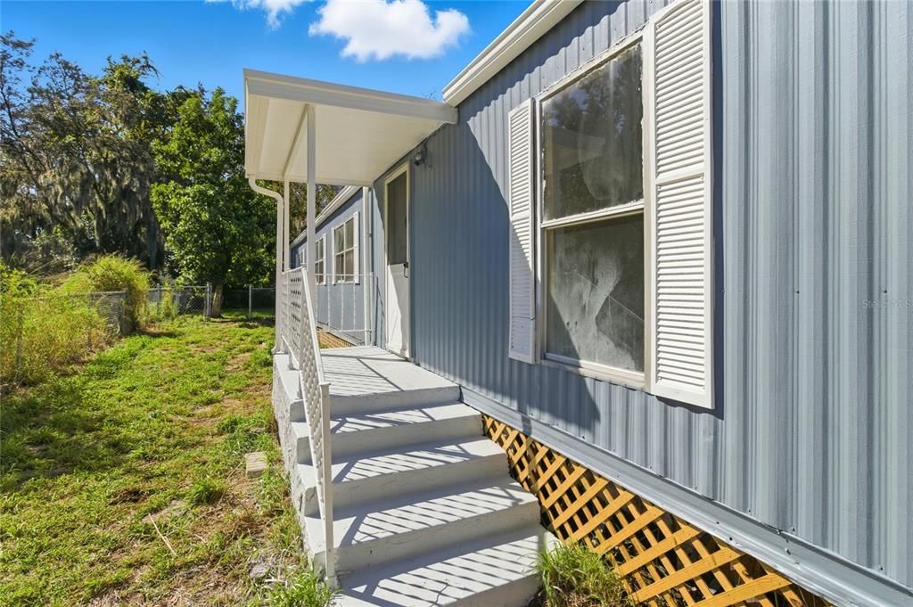 На продажу: $220,000 (3 спален, 2 ванн, 1344 Квадратных фут)