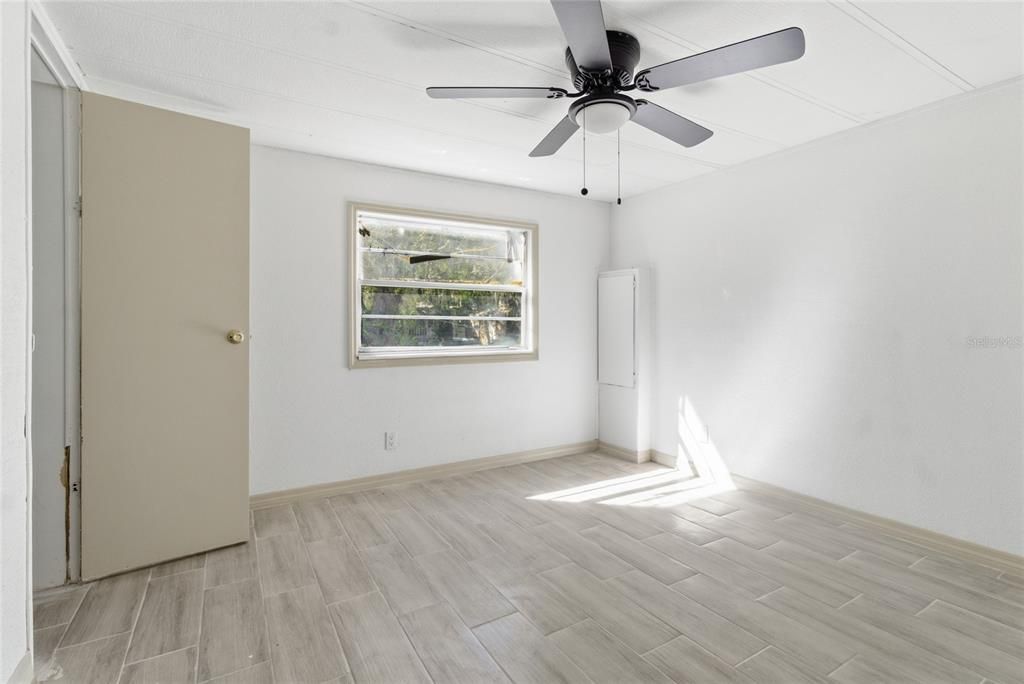 На продажу: $220,000 (3 спален, 2 ванн, 1344 Квадратных фут)