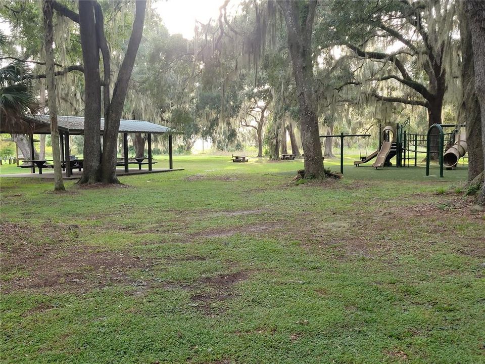 For Sale: $157,000 (3 beds, 2 baths, 1248 Square Feet)