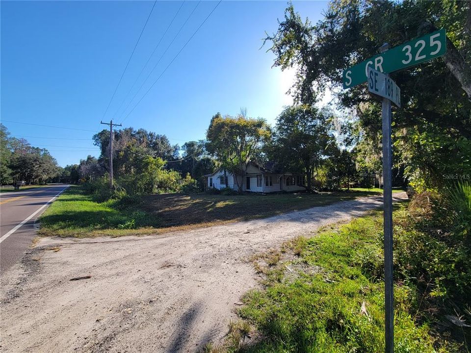 For Sale: $157,000 (3 beds, 2 baths, 1248 Square Feet)