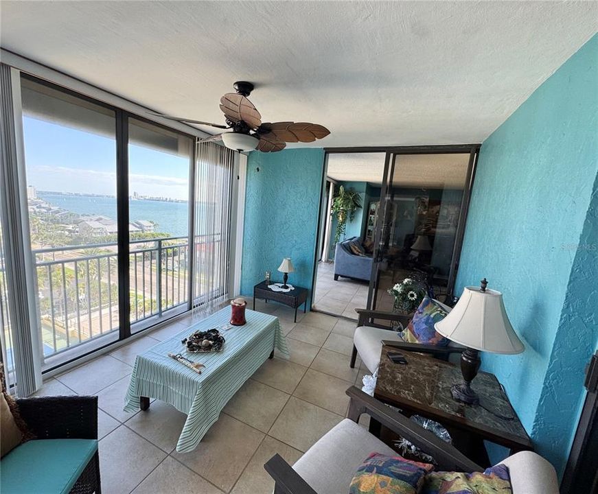 For Sale: $665,000 (2 beds, 2 baths, 1364 Square Feet)