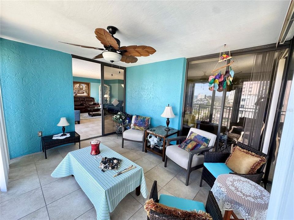 For Sale: $665,000 (2 beds, 2 baths, 1364 Square Feet)