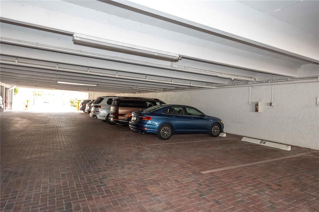 For Sale: $665,000 (2 beds, 2 baths, 1364 Square Feet)