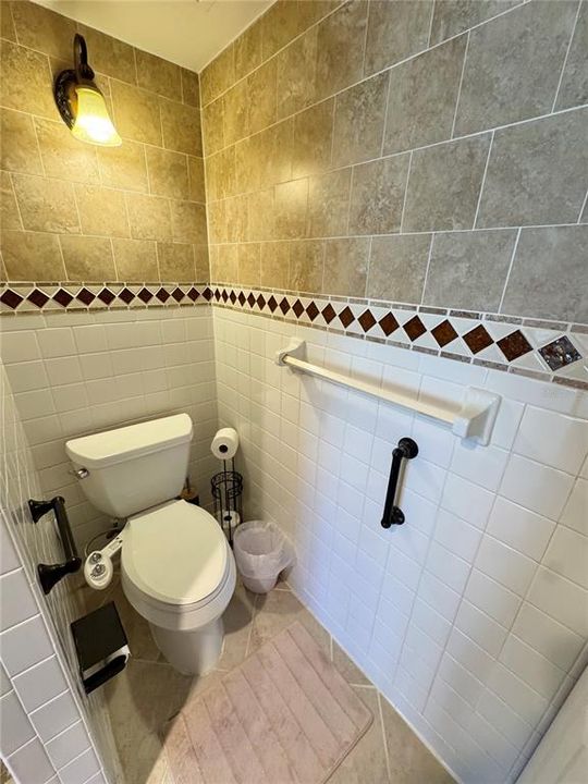 For Sale: $665,000 (2 beds, 2 baths, 1364 Square Feet)