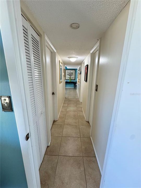 For Sale: $665,000 (2 beds, 2 baths, 1364 Square Feet)