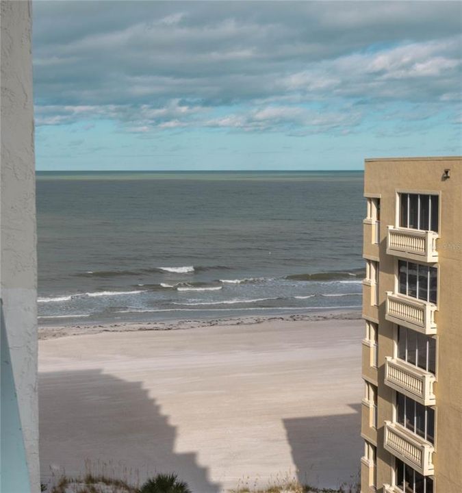 For Sale: $665,000 (2 beds, 2 baths, 1364 Square Feet)