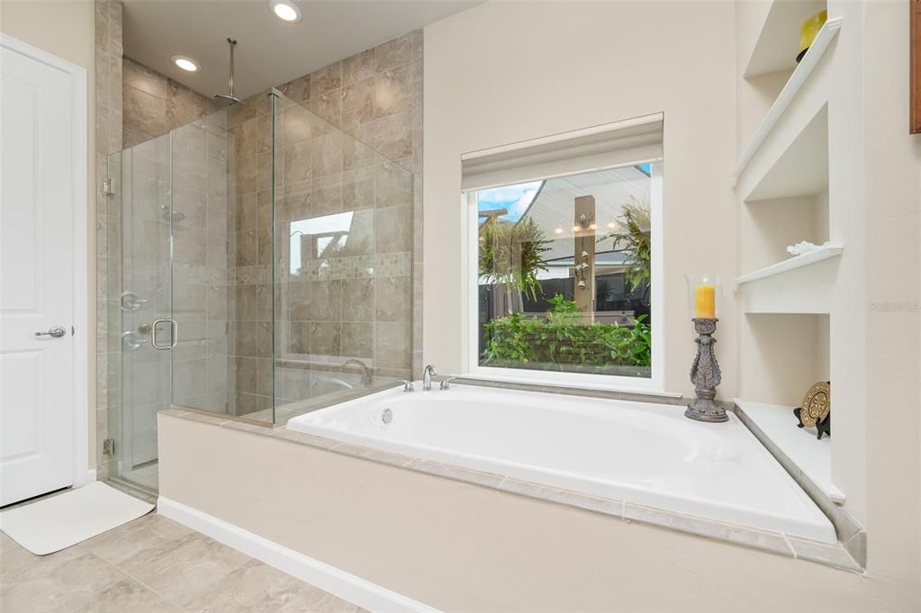 En Venta: $527,000 (3 camas, 2 baños, 2099 Pies cuadrados)