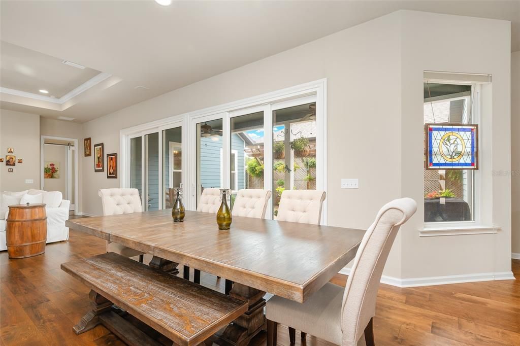 En Venta: $527,000 (3 camas, 2 baños, 2099 Pies cuadrados)