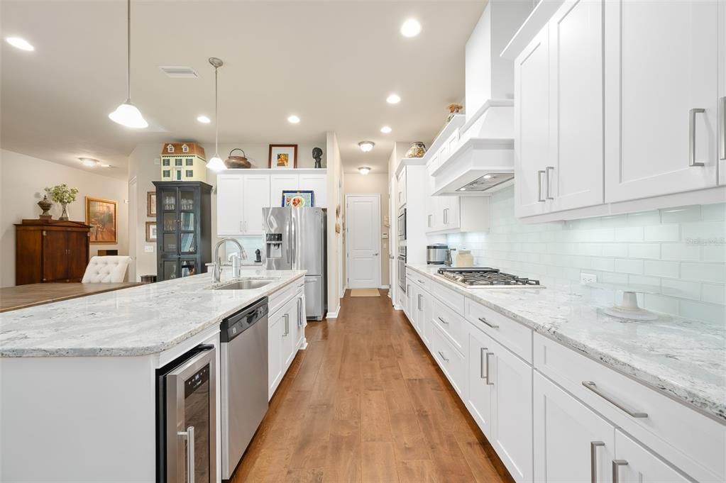 En Venta: $527,000 (3 camas, 2 baños, 2099 Pies cuadrados)