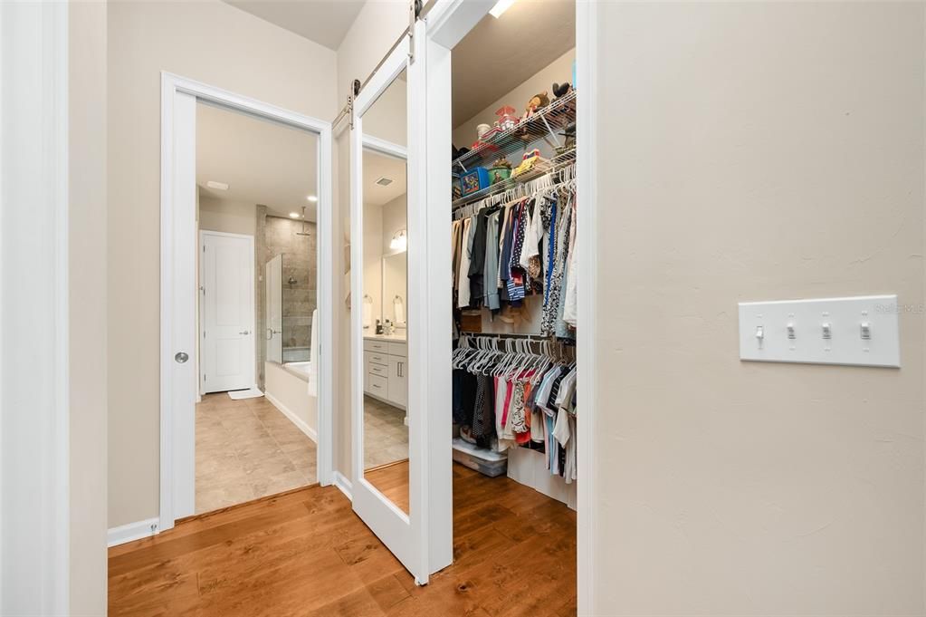 En Venta: $527,000 (3 camas, 2 baños, 2099 Pies cuadrados)