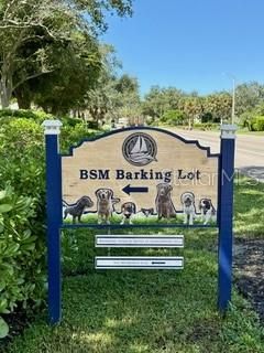 For Sale: $253,000 (2 beds, 2 baths, 1042 Square Feet)