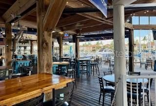 For Sale: $253,000 (2 beds, 2 baths, 1042 Square Feet)