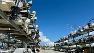 For Sale: $253,000 (2 beds, 2 baths, 1042 Square Feet)