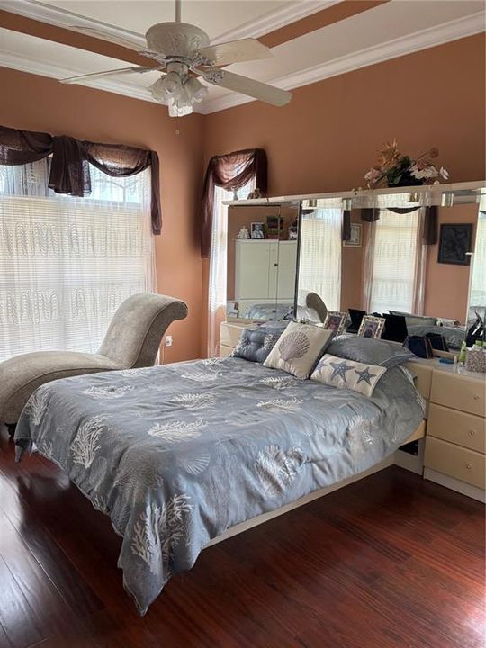 En Renta: $4,000 (4 camas, 3 baños, 2332 Pies cuadrados)