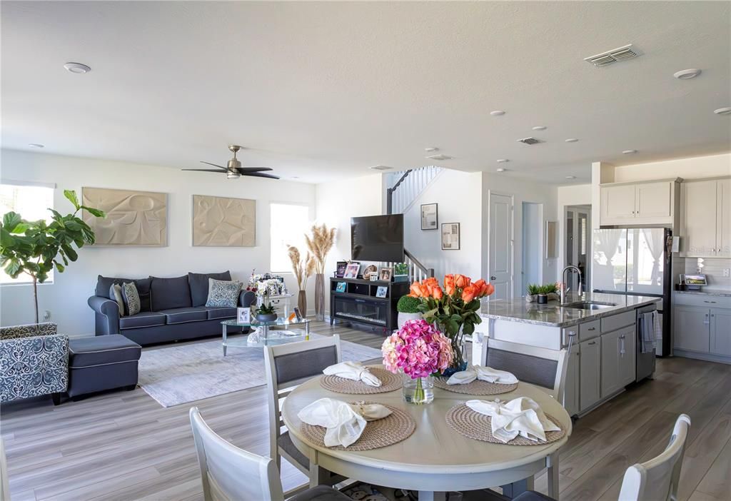 For Rent: $4,100 (6 beds, 4 baths, 3299 Square Feet)