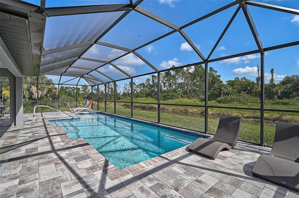 Activo con contrato: $469,900 (3 camas, 2 baños, 1436 Pies cuadrados)