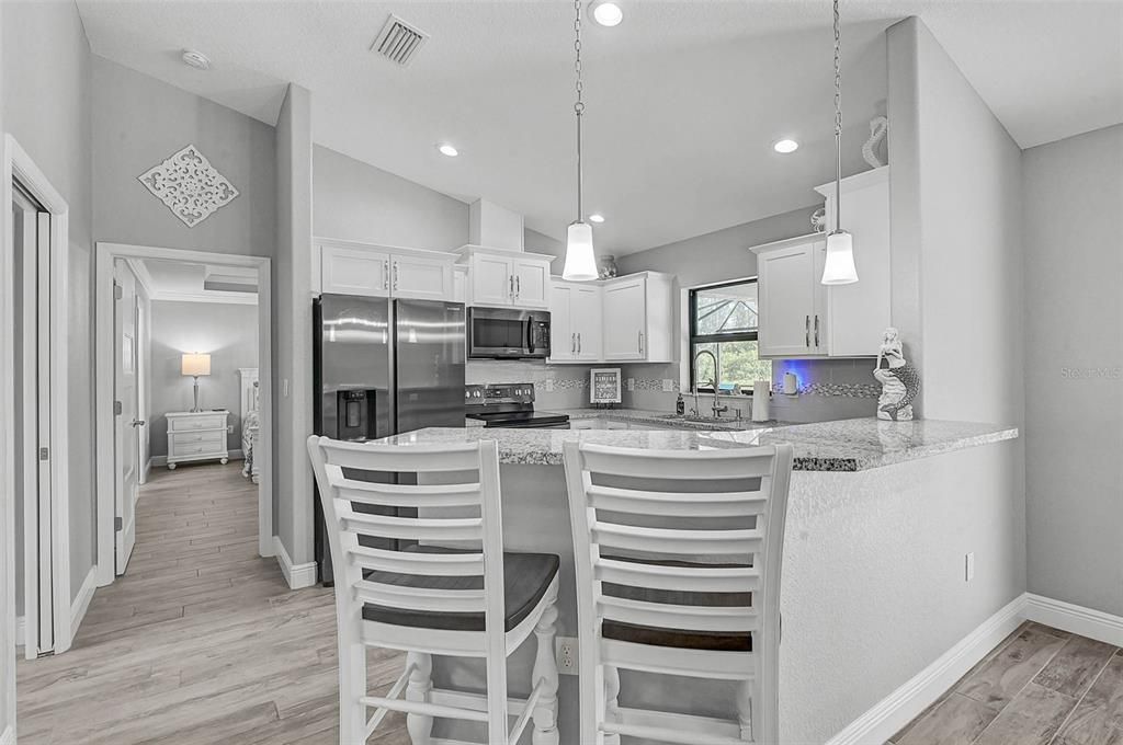 Activo con contrato: $469,900 (3 camas, 2 baños, 1436 Pies cuadrados)