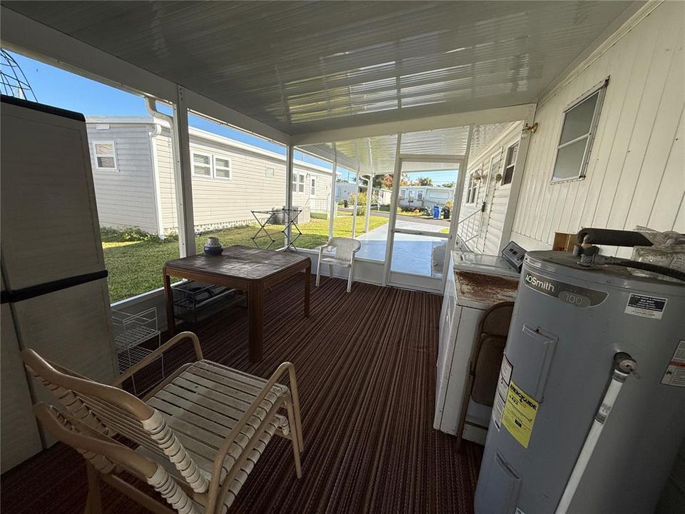 For Sale: $150,000 (2 beds, 2 baths, 880 Square Feet)