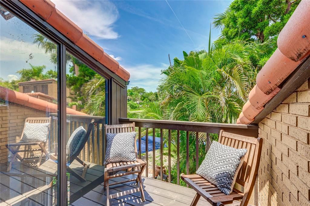 出租: $3,500 (2 贝兹, 1 浴室, 1122 平方英尺)