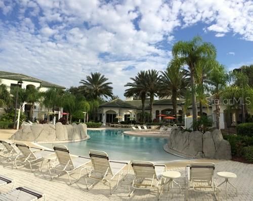 Под контрактом: $1,480 (2 спален, 2 ванн, 1110 Квадратных фут)