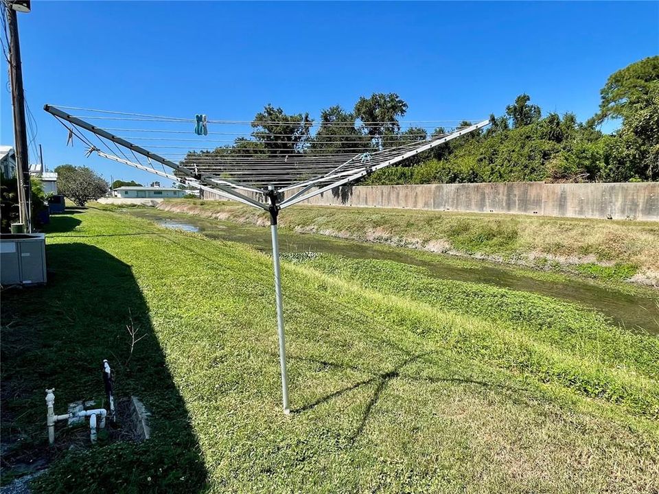 待售: $137,000 (2 贝兹, 2 浴室, 1152 平方英尺)