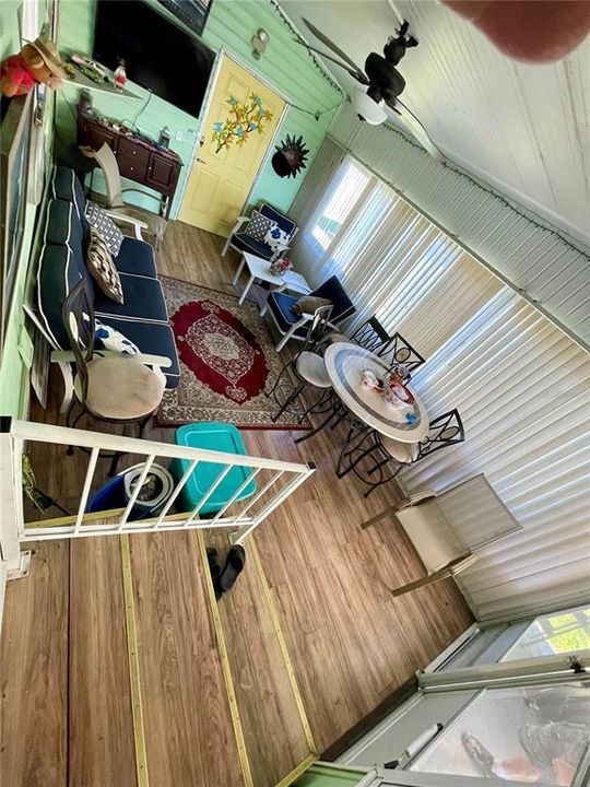 待售: $137,000 (2 贝兹, 2 浴室, 1152 平方英尺)