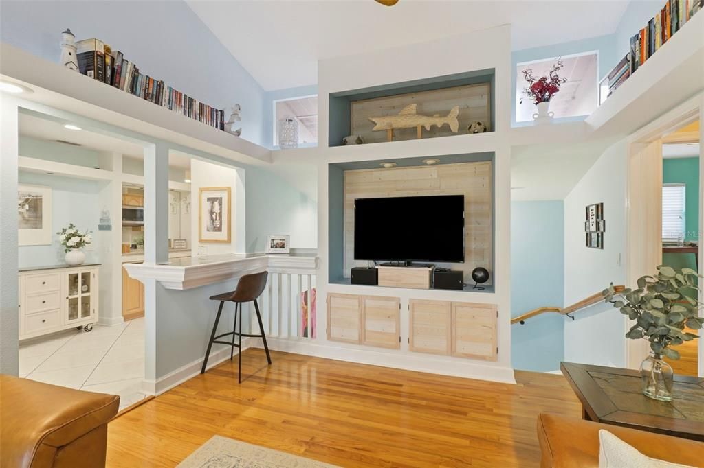 На продажу: $659,900 (4 спален, 4 ванн, 2192 Квадратных фут)