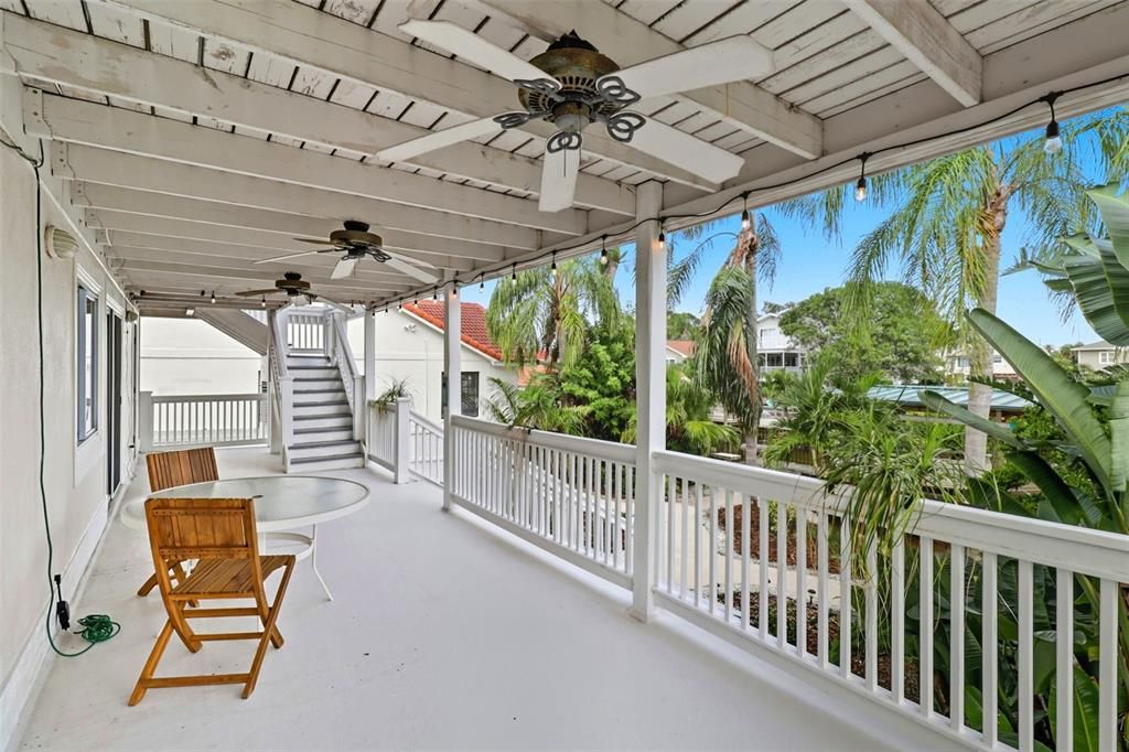 На продажу: $659,900 (4 спален, 4 ванн, 2192 Квадратных фут)