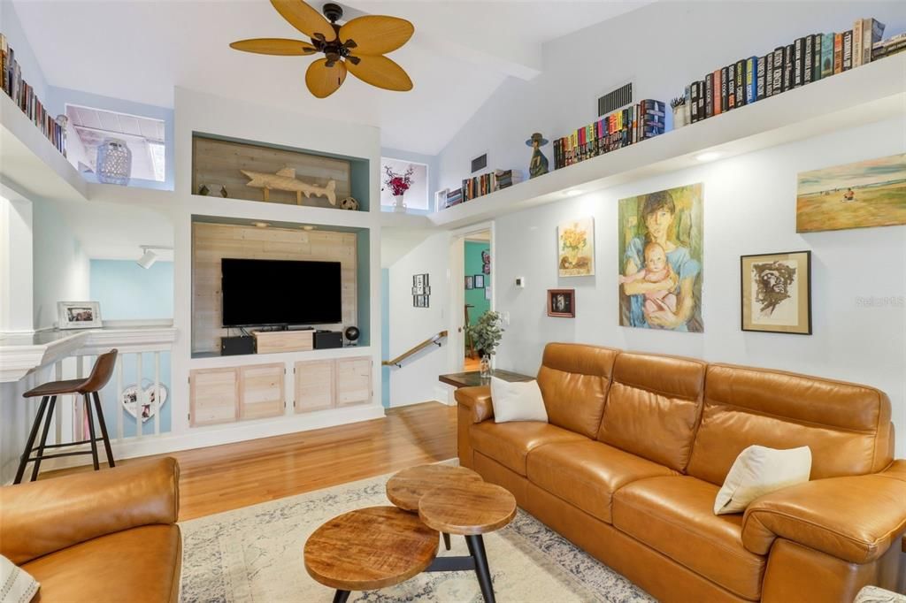 На продажу: $659,900 (4 спален, 4 ванн, 2192 Квадратных фут)