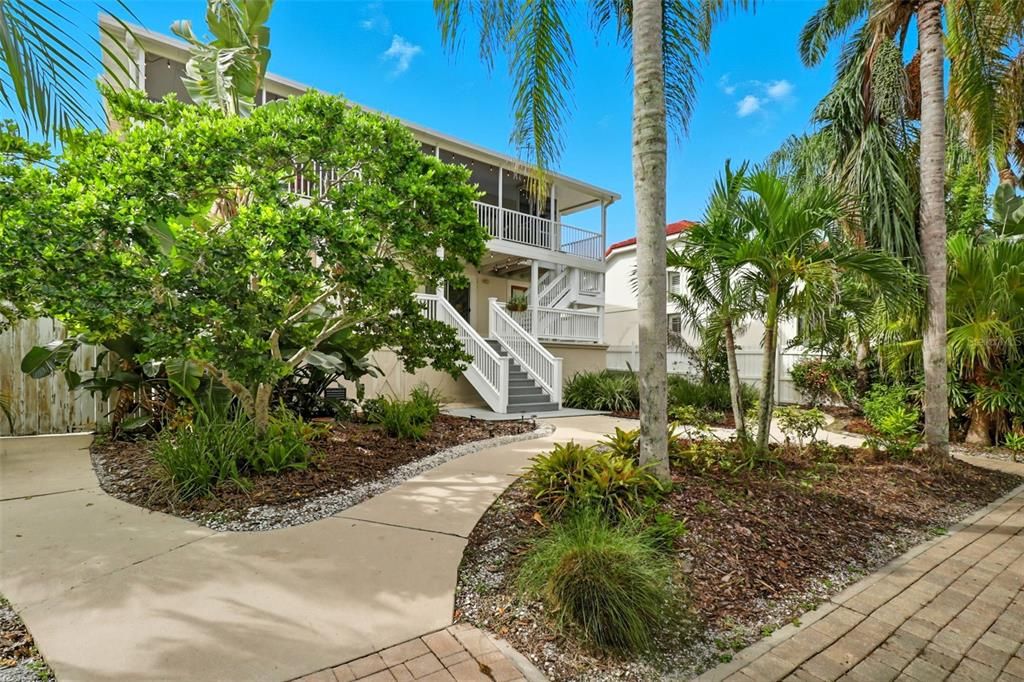 На продажу: $659,900 (4 спален, 4 ванн, 2192 Квадратных фут)