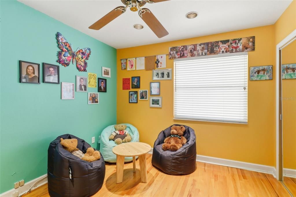 На продажу: $659,900 (4 спален, 4 ванн, 2192 Квадратных фут)