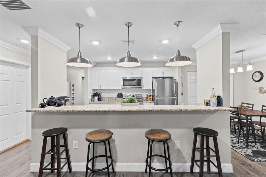 For Sale: $389,900 (3 beds, 2 baths, 1361 Square Feet)