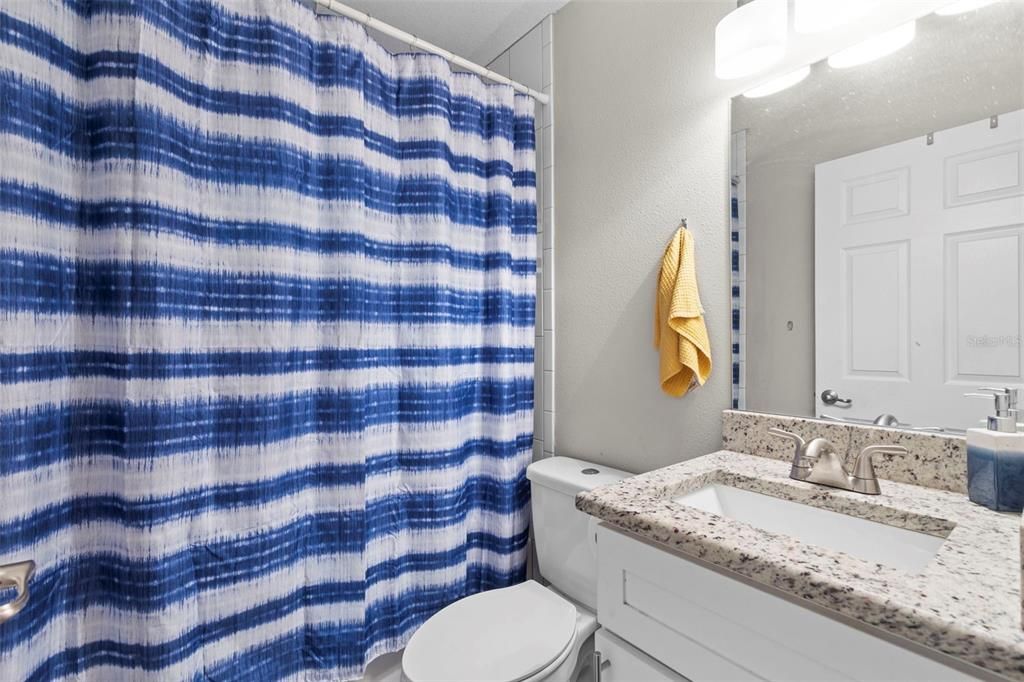 For Sale: $389,900 (3 beds, 2 baths, 1361 Square Feet)