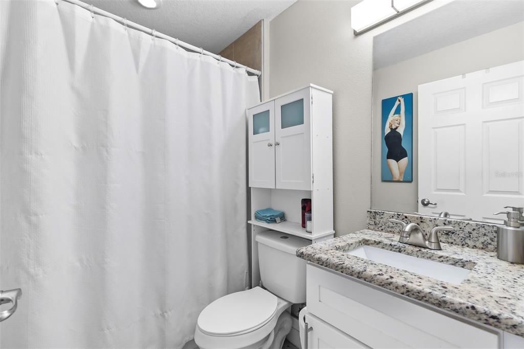 For Sale: $389,900 (3 beds, 2 baths, 1361 Square Feet)