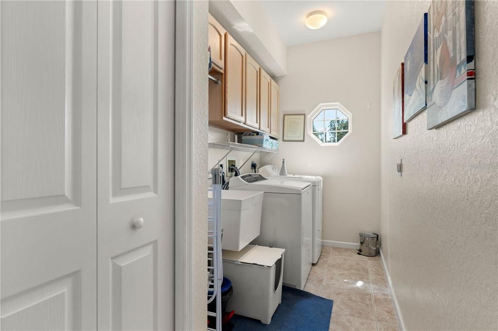 For Sale: $499,000 (3 beds, 2 baths, 2263 Square Feet)