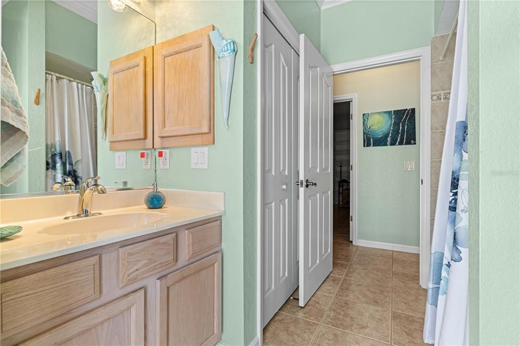 For Sale: $499,000 (3 beds, 2 baths, 2263 Square Feet)